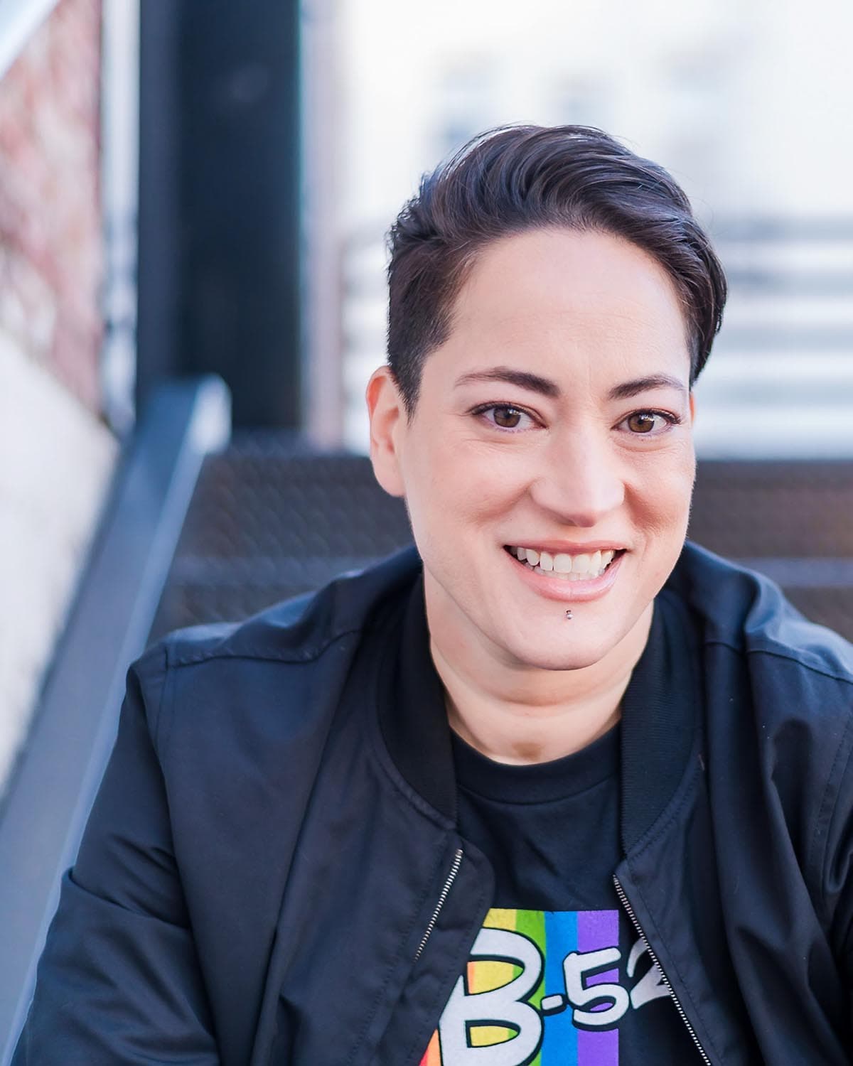 Headshot of los angeles female wedding DJ Keelez