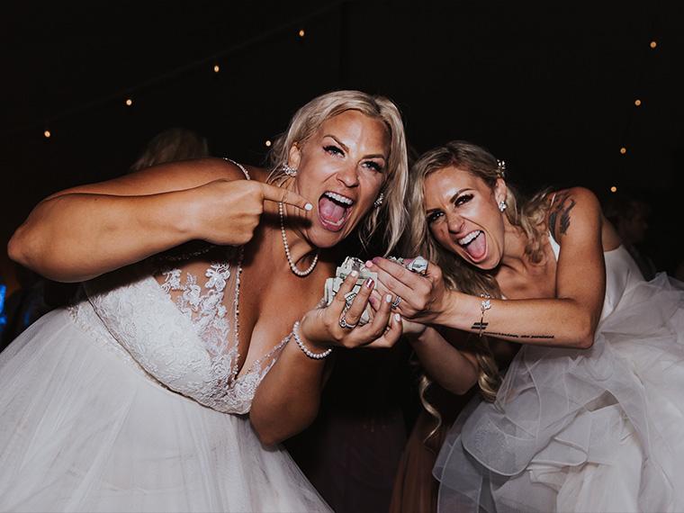 How much are wedding DJs in Los Angeles?